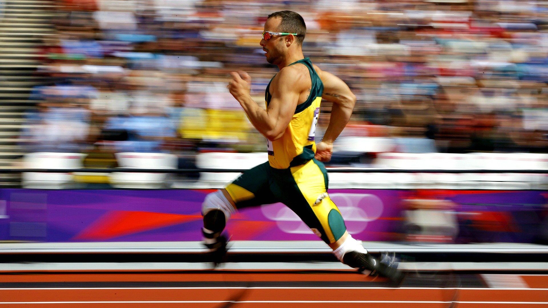 开云APP-英超争冠焦点战，灰熊强行终结掘金，体育世界的降维打击与秩序重构