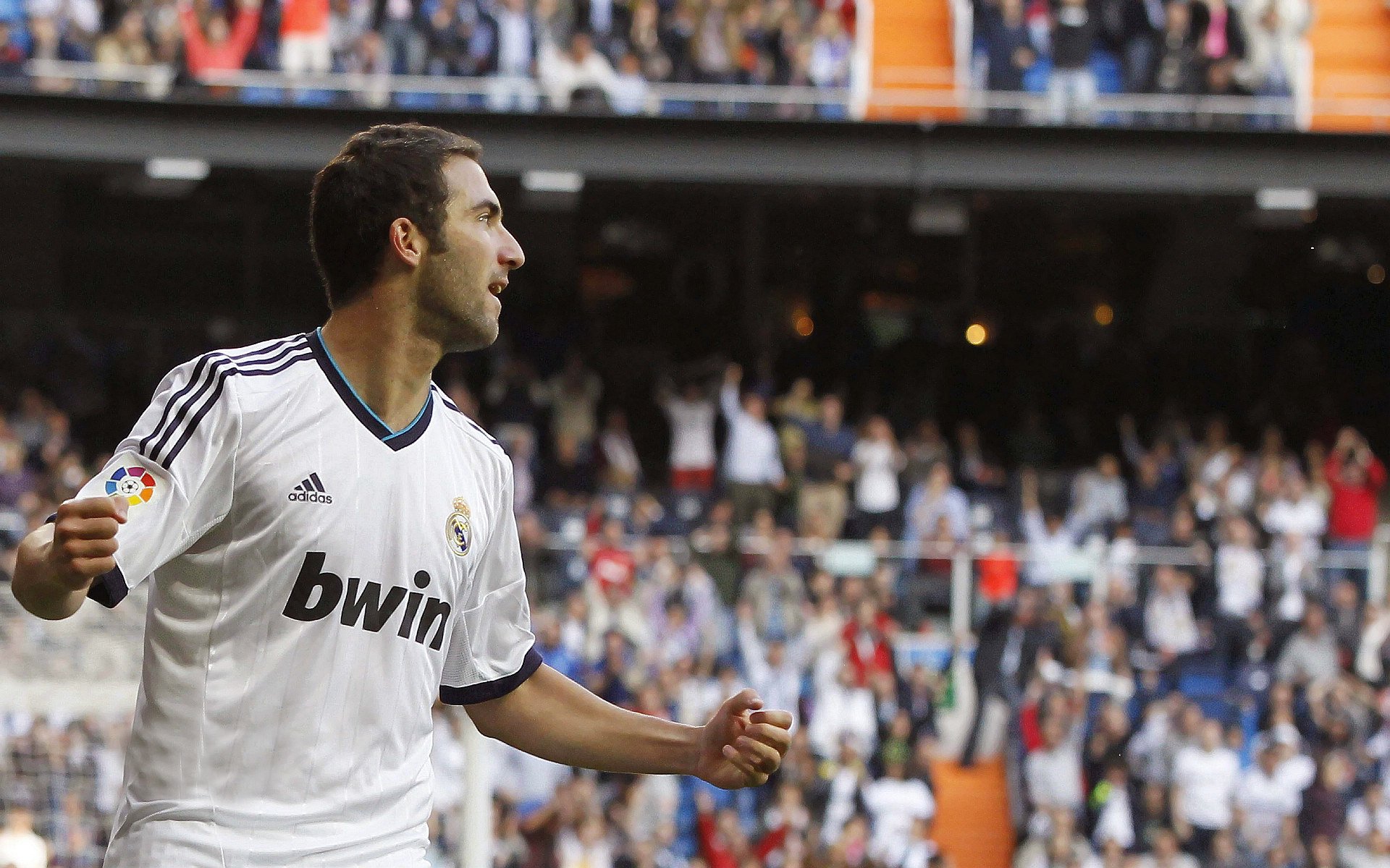 开云体育-亚特兰大的绝境反击，当女神在生死边缘起舞